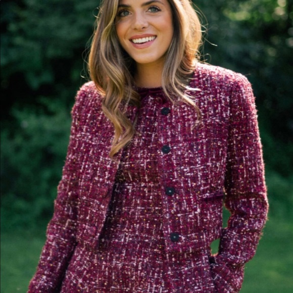 ISO (In Search 🔍 of) GAL MEETS GLAM - Picture 1 of 3